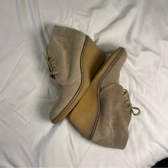 J.Crew Suede Taupe Wedge Booties | Women’s Size 9 | Made in Italy - Picture 3 of 9